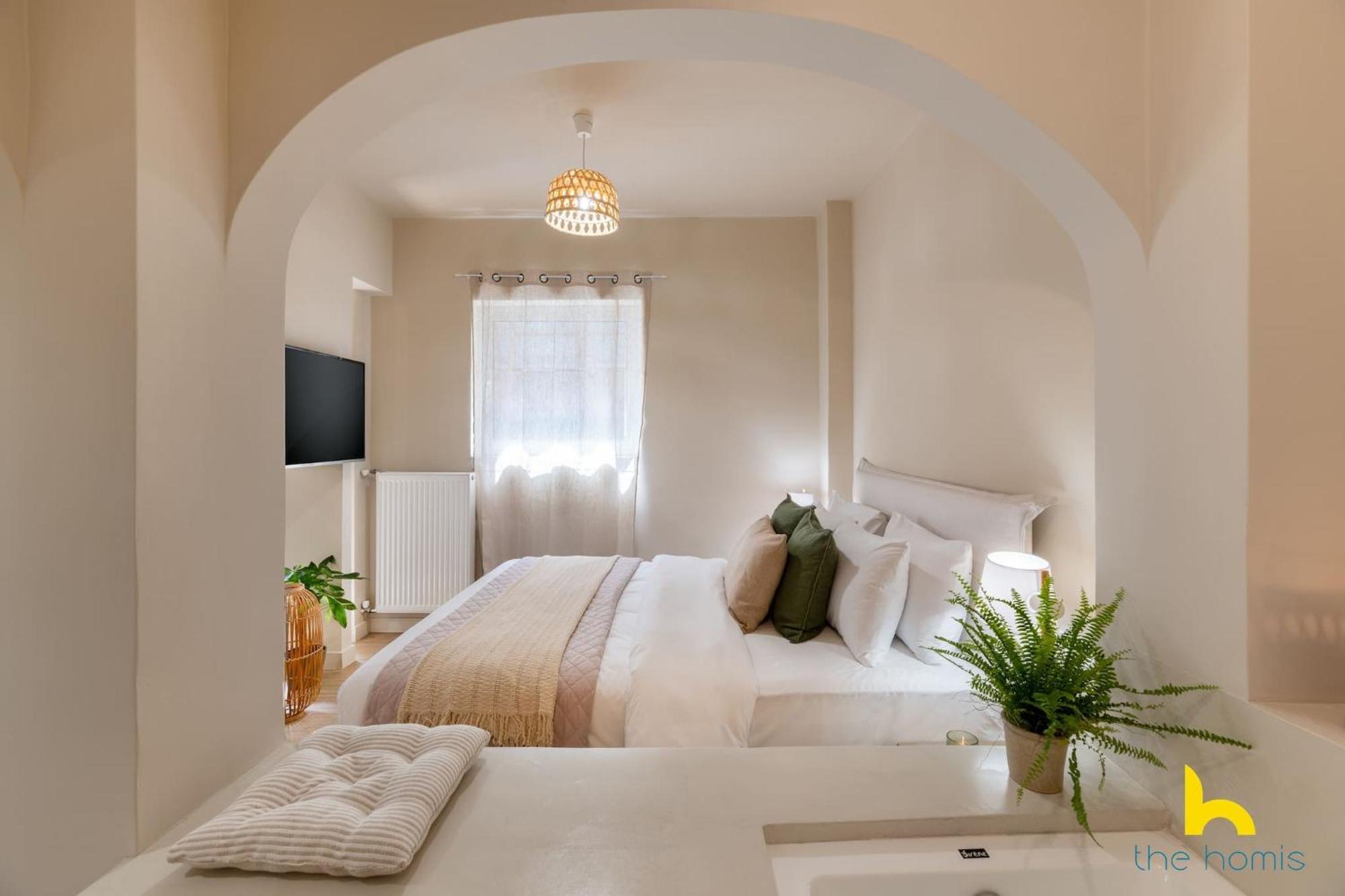 Romantic Luxury Hideaway Near Acropolis With Jacuzzi Athens Exterior photo